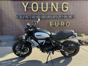 NUOVA Ducati Scrambler 1100 Tribute PRO Giallo Ocra 2026 - Nuova Moto Stradale - Product Image 1