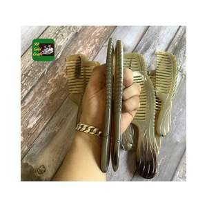 Peine de cuerno de buey Bling 100% de cuerno natural logotipo personalizado marca nuevo día peine de cuerno de buey de vaca al por mayor al precio más barato - Product Image 3