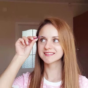 Pinza de Cejas de Acero Inoxidable de Doble Punta con Punta Afilada, Precio de Fábrica, Solución Profesional para el Arreglo de Cejas de Grado Salón - Product Image 4