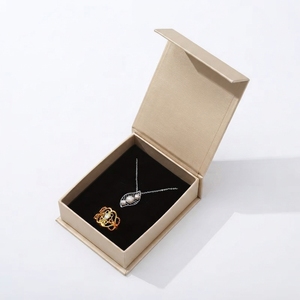 Boîte cadeau pour bijoux, petite, couleurs Morandi personnalisées, avec couvercle magnétique, en papier, pour emballage de bagues et colliers, vente en gros - Product Image 6