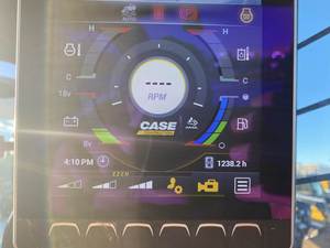 Minicargadora sobre orugas Case TV450 2023: Cargadora compacta de servicio pesado con máxima potencia de elevación - Product Image 6