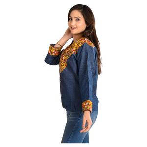 Veste en jean réversible brodée pour femme, style bohème indien fait main, en coton teint, tendance automne, pour tenue décontractée ou de soirée - Product Image 3