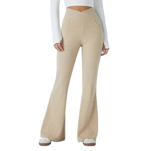 Pantalons de survêtement pour femmes personnalisés, 100% coton, confortables, pantalons cargo évasés avec logo imprimé personnalisé pour femmes - Product Image 1
