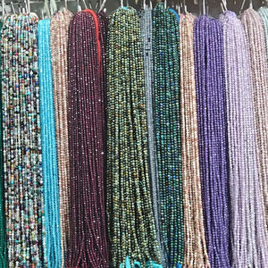 Perles de péridot naturelles hautement polies, brins de pierres certifiées IGI, HARI OM CREATIONS, prix de gros, fabrication de bijoux élégants - Product Image 1