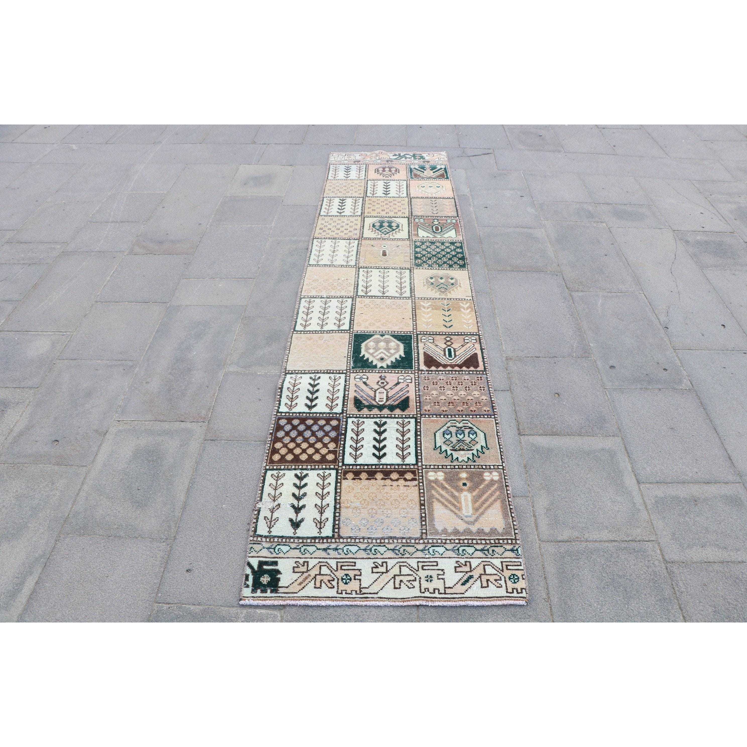 สีน้ำตาล