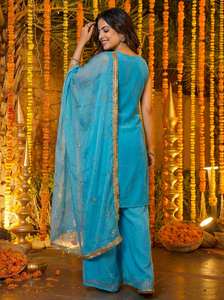 Ensemble de costume traditionnel classique pour femmes, pour les occasions spéciales - Product Image 5