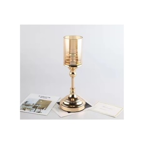 Portavelas de metal sólido de primera calidad elegante y duradero hecho a mano amantes de la luz soportes perfumados para la decoración del hogar - Product Image 4