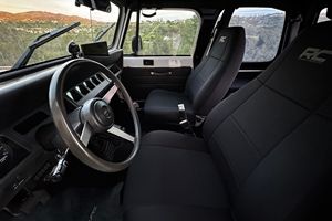 Jeep Wrangler S 4x4 de 1993 d'occasion, récemment remis à neuf, boîte manuelle 5 vitesses, 4 roues motrices, provenant de Californie depuis 1997, sans réserve. - Product Image 4