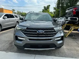Ford Explorer 2023 en parfait état - Product Image 2