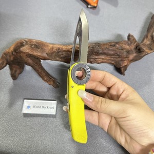 Coltello Pieghevole da Soccorso ad Alta Visibilità con Lama a Doppio Taglio, Ampio Foro per il Pollice, Manico Giallo, Coltello Multiuso per Esterni - Product Image 3