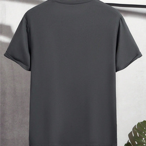 Summer Streetwear T-shirts en coton surdimensionné pour hommes avec logo brodé personnalisé et options d'étiquettes OEM - Product Image 2