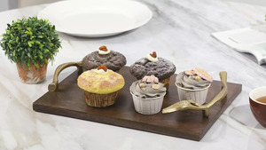 Plateau de service en bois élégant de haute qualité avec poignée en métal doré pour salle à manger cuisine et accessoire de vaisselle forme Rectangle - Product Image 4