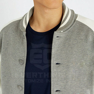 Chaqueta de hombre con logotipo personalizado estilo Letterman de moda de calidad superior con cuello alto y mangas largas - Product Image 2