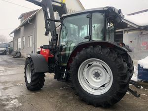 Nuevo diseño de alto rendimiento 4WD Massey Ferguson Tractor con cargador frontal caballo de batalla agrícola para agricultura pesada - Product Image 5