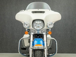 Moto Cruiser Grand Touring de Qualité Supérieure 2026 Davidson FLH <span class=keywords><strong>Electra</strong></span> Glide Milwaukee-<span class=keywords><strong>Eight</strong></span> 117 1923cc V-Twin EFI 6 Vitesses - Product Image 2