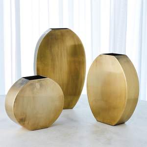 Venta al por mayor de buena calidad de lujo dorado decoración del hogar Decoración interior Mesa suelo decorativo florero de Metal - Product Image 1