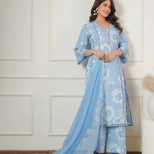 Élégant femmes solide automne ethnique tenue décontractée élégant bleu ciel brodé col en v 3/4 manches Viscose Chanderi naturel - Product Image 1