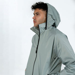 Chaqueta de concha blanda personalizada de alta calidad para hombre, deportes de invierno a prueba de viento con logotipo personalizado de alta calidad - Product Image 4