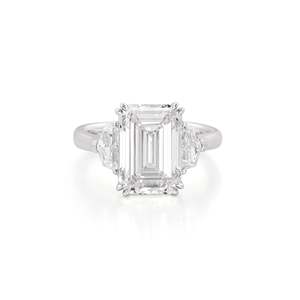 Anillo de Compromiso con Diamante Cultivado en Laboratorio en Corte Esmeralda - Product Image 1