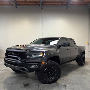 Gran éxito de ventas: <span class=keywords><strong>R</strong></span>-a-<span class=keywords><strong>m</strong></span> 1500 T <span class=keywords><strong>R</strong></span> X con motor V8 supercargado de 702 hp y tracción en las cuatro ruedas - Product Image 1
