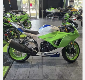 Moto sportive Kawasaki Ninja 650 Édition Verte 2025 – Haute Performance, Prête à être expédiée, Neuve en stock - Product Image 3