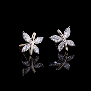 Pendientes de Diamantes con Forma de Mariposa, Elegantes, Oro Amarillo de 14K, Cultivados en Laboratorio, 8x4 MM, VS1, Certificados E F, Proveedor en Línea - Product Image 5