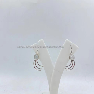 ต่างหูเม็ดกลมสีเงินแท้สีขาวคลาสสิกสำหรับผู้หญิงชุบทองหรูหราเหนือกาลเวลาราคาดีที่สุดสำหรับงานแต่งงานหรือของขวัญ - Product Image 1