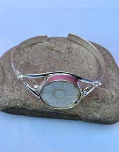 Pulsera hecha a mano de nácar de Plata de Ley 925, hermosa pulsera para mujer. - Product Image 4