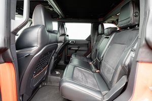 Bronco Rapt0r 2023 ~13,700 Millas, Motor V6 Twin-Turbo de 418 hp, 4x4, Sin Modificar - Product Image 4