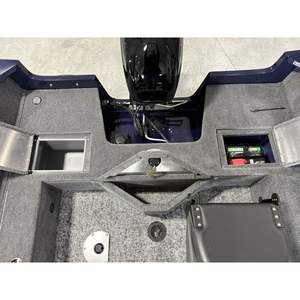 Bote de Pesca Premium Tracker Boats Pro Guide V-16 SC 2026 - Product Image 2