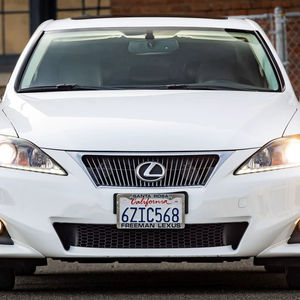 Lexus IS 250 2013 Usado, Sin Reserva, 52400 Millas, Motor V6, Interior Bicolor, Propiedad de California - Product Image 1