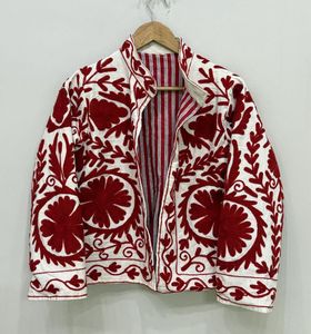 Suzani ทำด้วยมือสีแดงและสีขาวเสื้อแจ็กเก็ตปักลายดอกไม้สไตล์โบฮีเมียนเก๋ไก๋ - Product Image 1