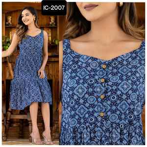 Ropa de verano India, Kurtis cortos estampados de algodón con talla grande disponible para mujer, ropa informal y diaria a bajo precio - Product Image 1