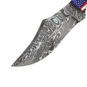 Cuchillo de Caza Damasco Hecho a Mano con Mango de Bandera Americana, Hoja Personalizada para Acampar al Aire Libre - Product Image 4