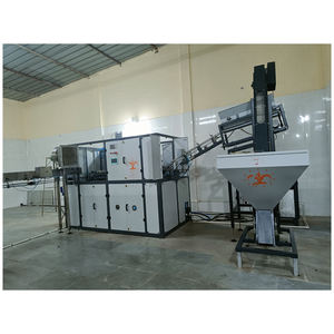 Machine de moulage par soufflage entièrement automatique fabriqué en Inde efficace et meilleure performance 5400 BPH capacité de production 4 cavités - Product Image 1