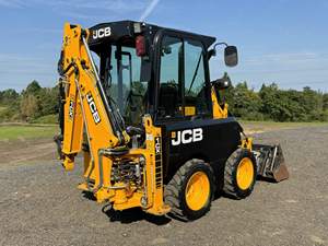 รถตักล้อยาง JCB 1CX มือสองคุณภาพพรีเมียม พร้อมหัวตักด้านหน้าและด้านหลัง พร้อมส่วนประกอบมอเตอร์ที่จำเป็น - Product Image 4