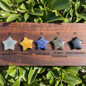 Mini pierre de poche ovale en cristal jaune naturel pour bijoux Reiki et cadeau d'emballage de guérison pour elle - Product Image 3