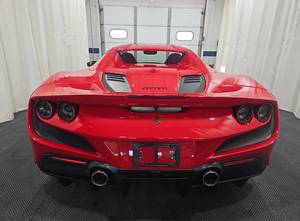 Entrega a Domicilio de Ferrari F8_Spider 2021 Usado, 3.9L V8 Biturbo, Convertible, Superdeportivo de Alto Rendimiento y Lujo - Product Image 5