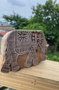 Bloque de Impresión Manual de Madera de Sheesham Tallado a Mano |   Estampado en Bloque Indio para Tela y Manualidades al Mejor Precio - Product Image 3