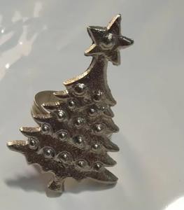 Servilletero de aluminio en forma de manzana de alta calidad Trending 2025, chapado en oro para una decoración de mesa elegante - Product Image 4