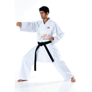 Logo personnalisé uniforme de karaté pour les arts martiaux vêtements de qualité supérieure pour l'entraînement et la compétition - Product Image 1