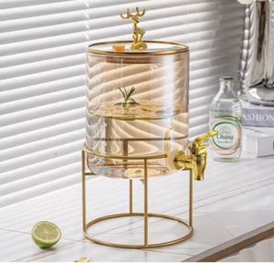 Dispensador de Bebidas Tallado en Cobre con Tapa y Base para Regalo Empresarial y Decoración del Hogar - Product Image 1