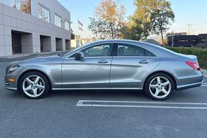 Mercedes-Benz CLS550 4Matic 2014 d'occasion, 402 ch, V8 biturbo, transmission intégrale, Premium 1 Package, non modifié - Product Image 3