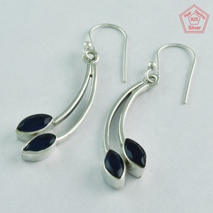 Belles boucles d'oreilles en pierre de saphir faites à la main 925 boucles d'oreilles en argent bijoux en argent fournisseur indien - Product Image 2