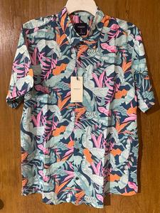 Prix de gros vêtements d'été décontractés à la mode numérique AOP impression boutonnée à manches courtes hommes plage Aloha hawaïen imprimé chemise - Product Image 3