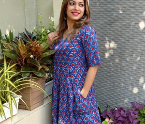 Indien main bloc coton robe imprimé fleuri été fête porter pour les femmes robe Style Boho personnalisé mariée mariage cadeau vente - Product Image 3