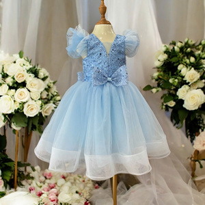 Vestido maxi en capas con cuello Halter de malla de tela de tafetán de alta calidad para niñas de 1 año estilo informal de talla grande incluido ODM - Product Image 4