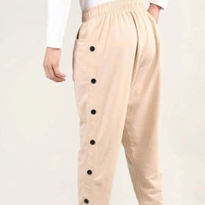 Pantalon de survêtement personnalisé couleur beige uni pour hommes 2025 100% coton tissu bouton latéral surdimensionné vêtements d'hiver pantalons de survêtement pour hommes - Product Image 4