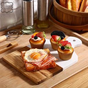 Tabla de cortar de madera de primera calidad y bandeja para servir Apto para lavavajillas de 2,0 cm de grosor económico para aperitivos de frutas y queso - Product Image 1