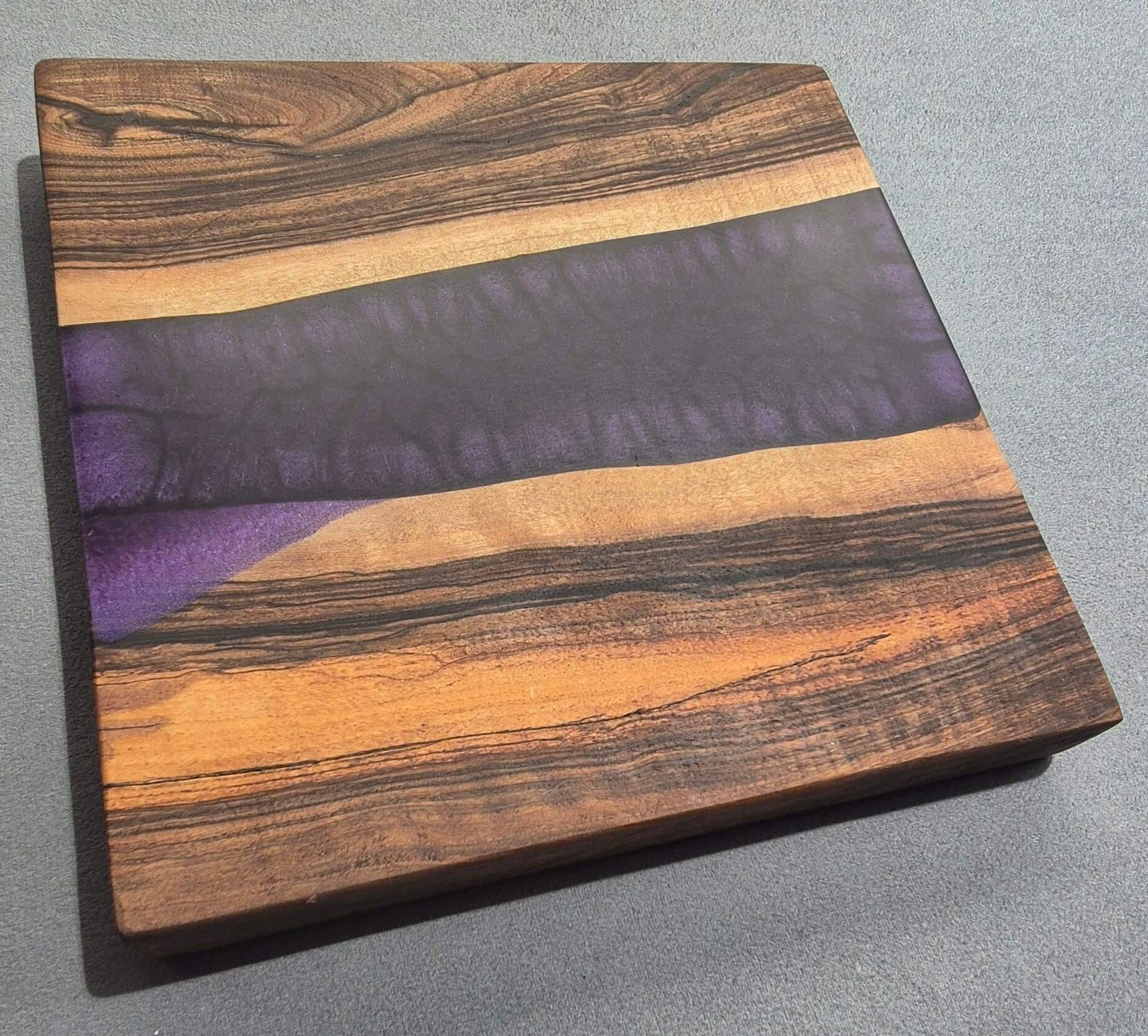 Available in different Colors